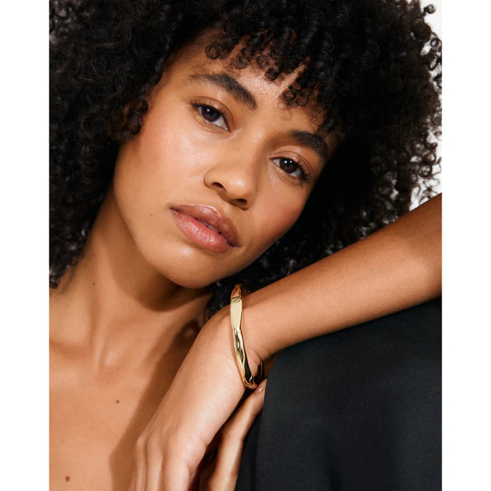 Presence Bracelet