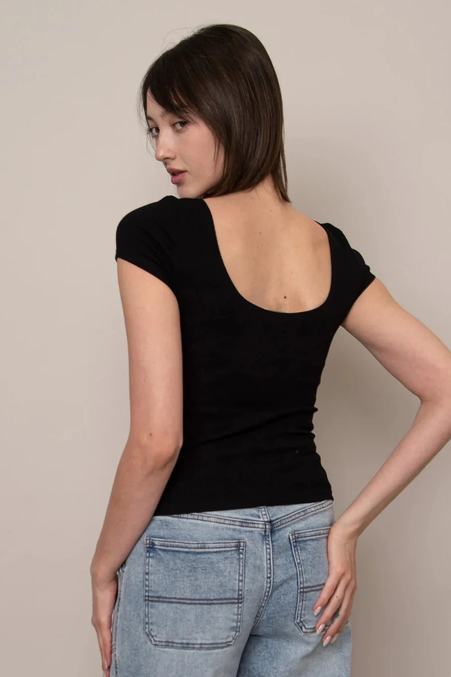 Brida Low Back Top