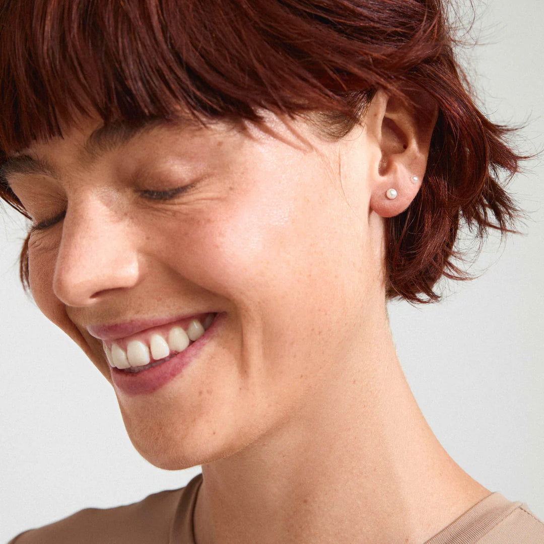 Damaris Pearl Earrings
