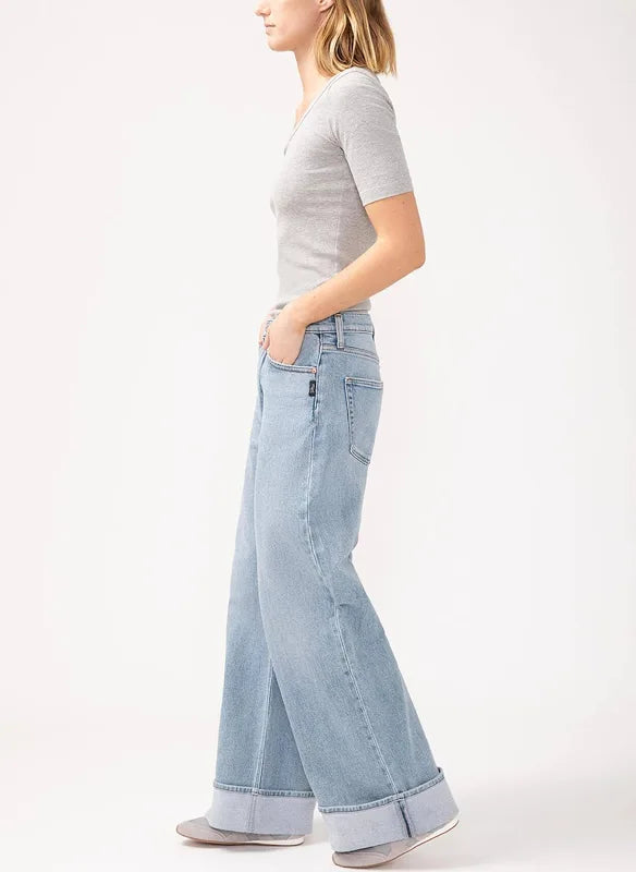 Highly Desirable Wide Leg- Harmony