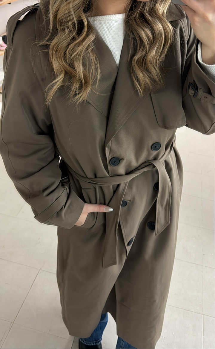 Chloe Trench