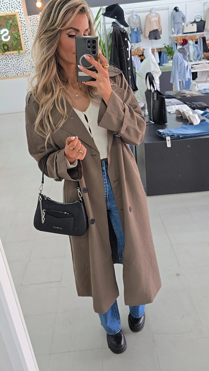 Chloe Trench