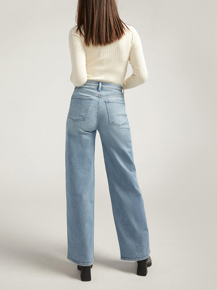 V Front Wide Leg Jean