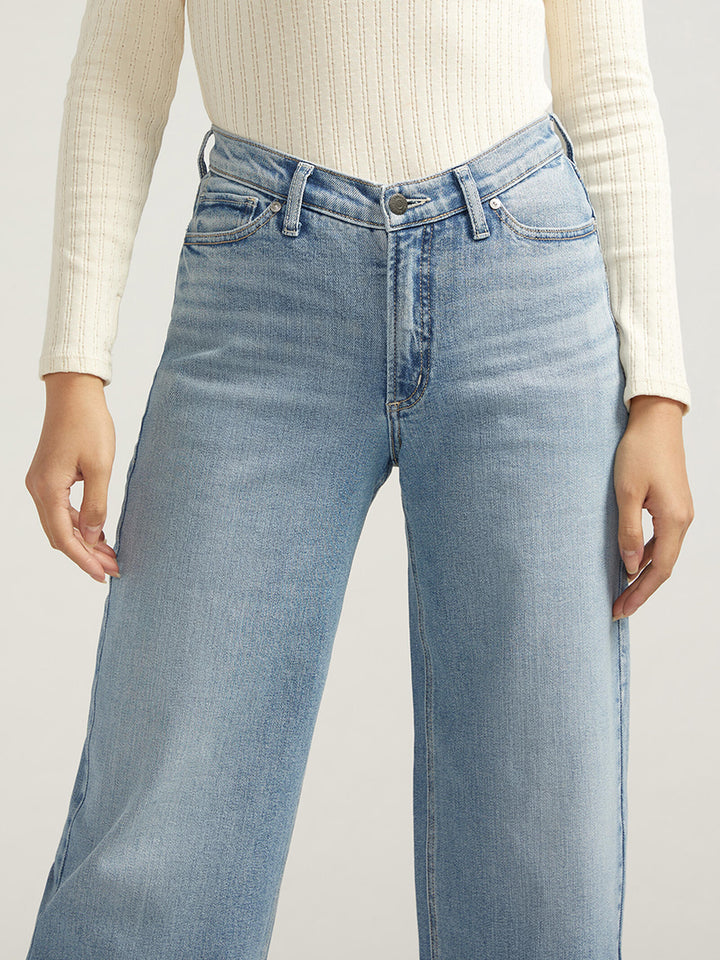 V Front Wide Leg Jean