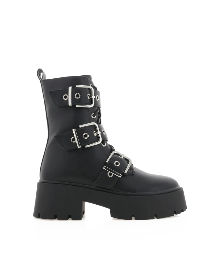 Xyola  Boot