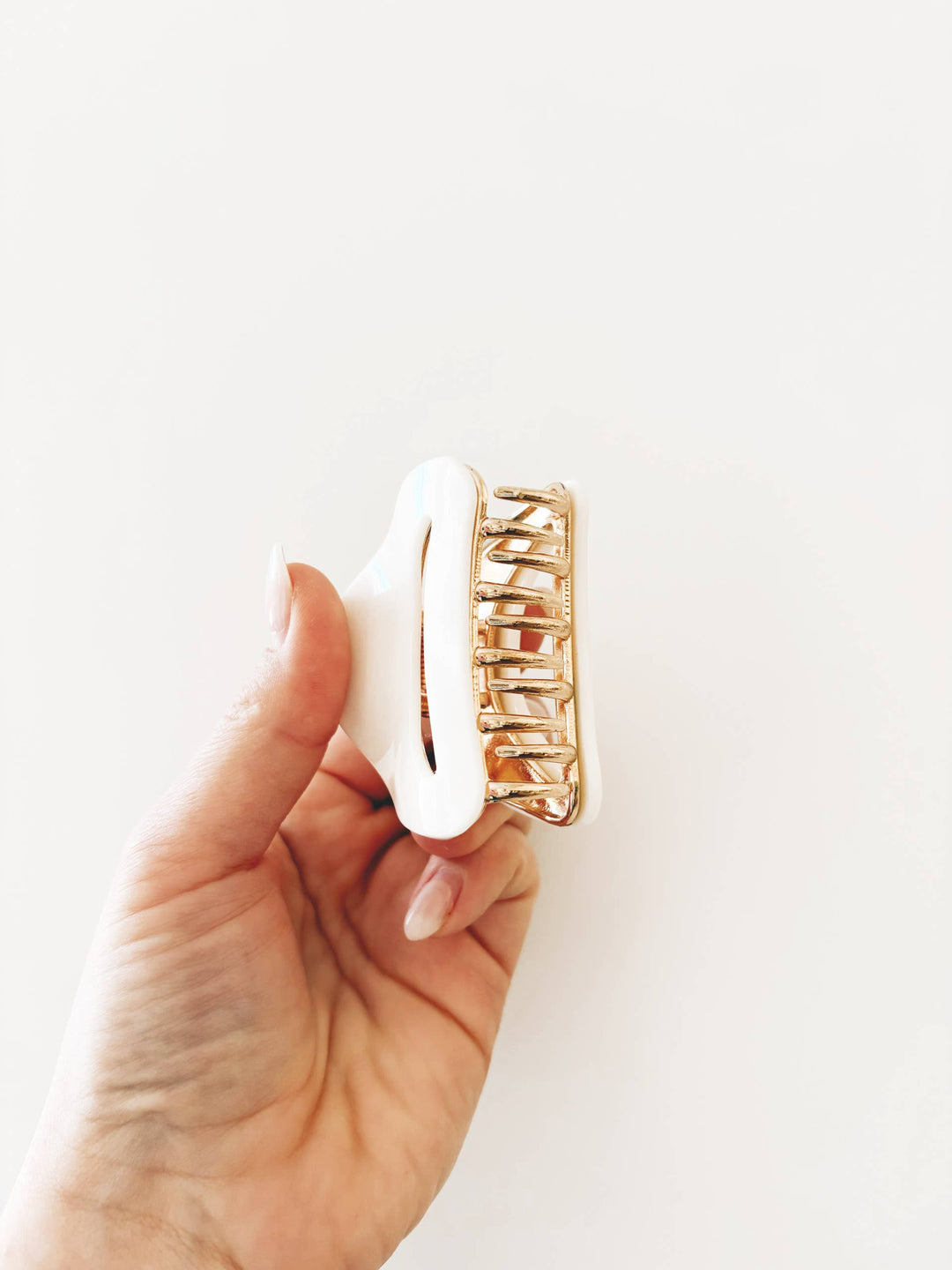 Retro and Gold Claw Hair Clip 