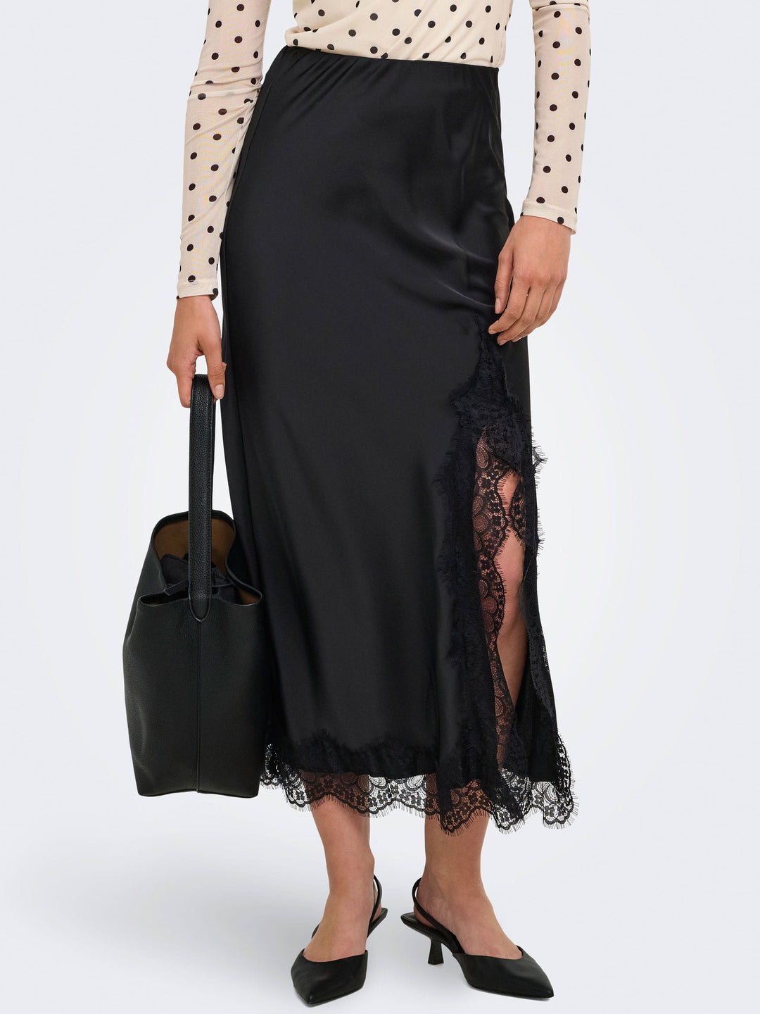 Menu Long Lace Skirt