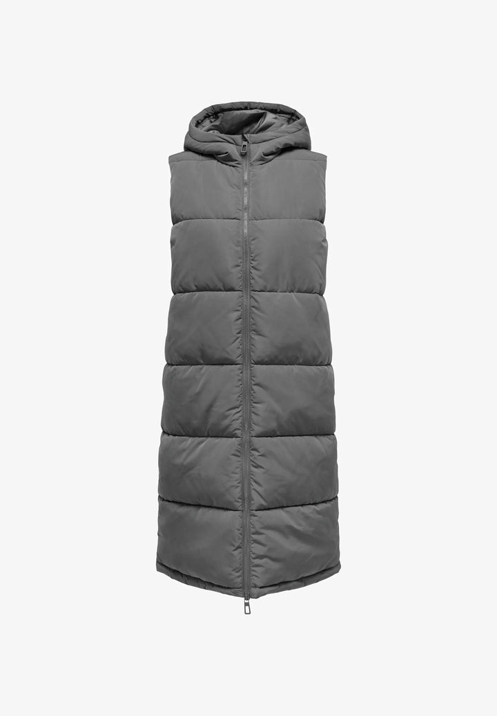 Nicci Vest