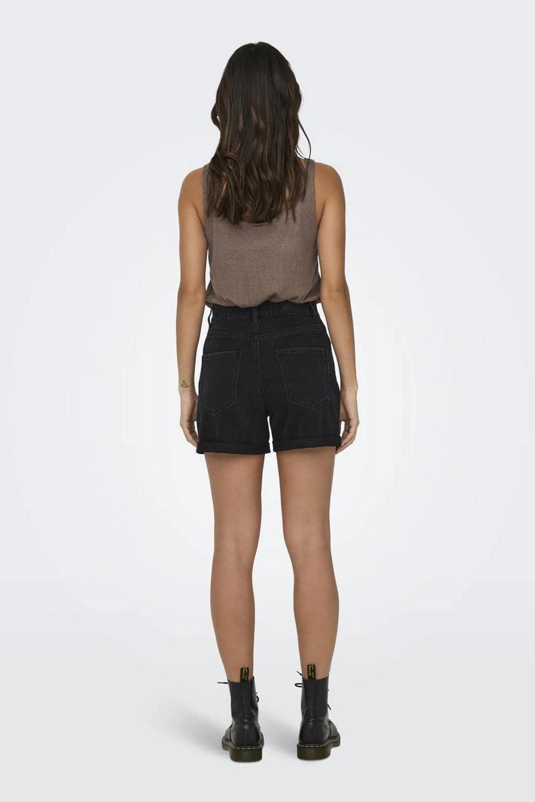 Vega Mom Shorts
