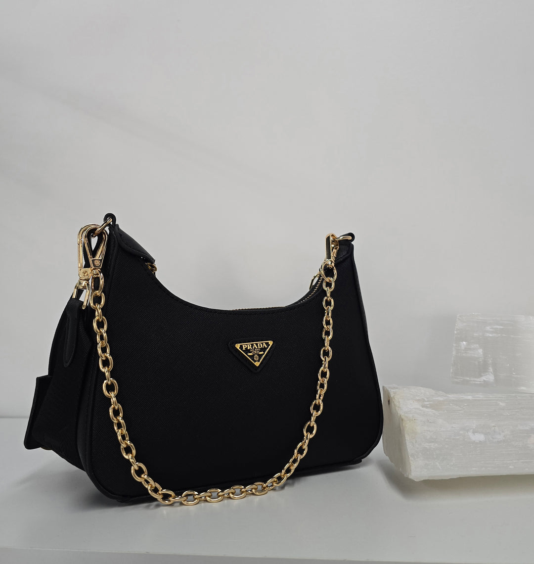 Poise Bag