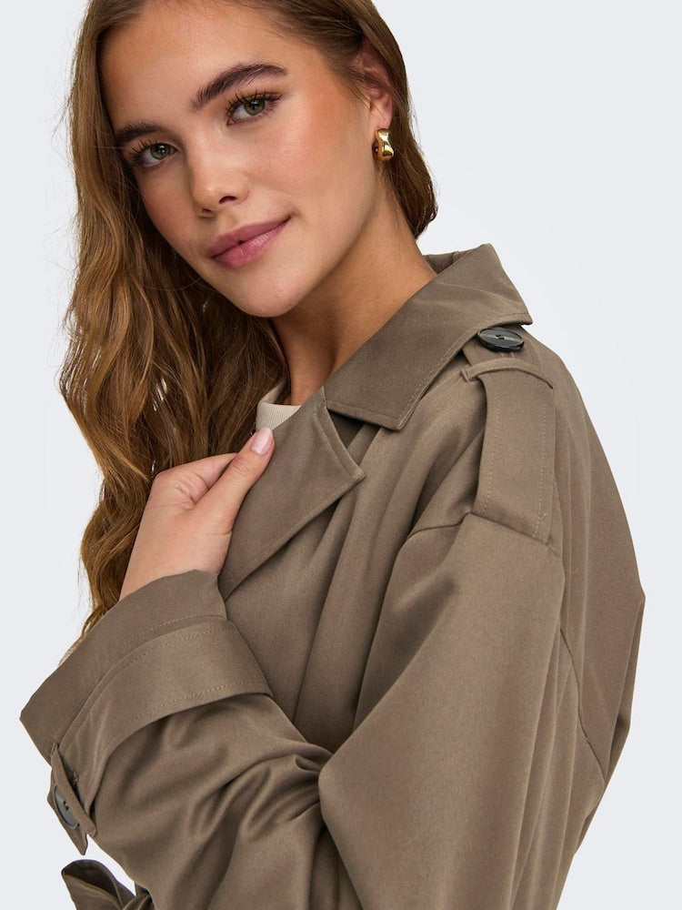 Chloe Trench